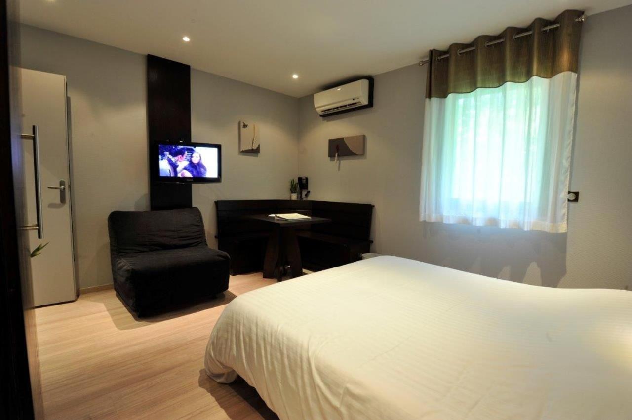 Logis Cottage Hotel Vandoeuvre-lès-Nancy Dış mekan fotoğraf