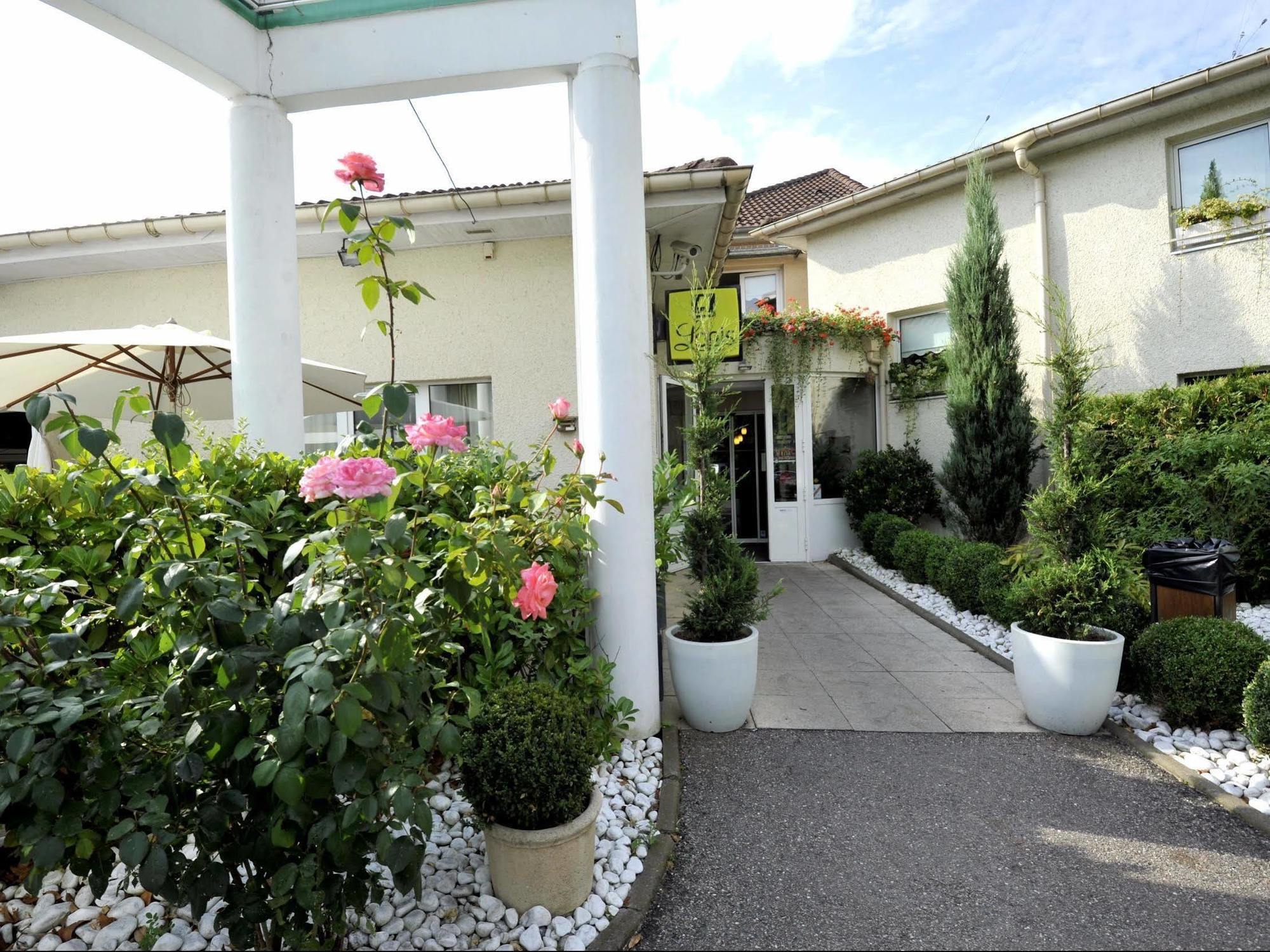 Logis Cottage Hotel Vandoeuvre-lès-Nancy Dış mekan fotoğraf